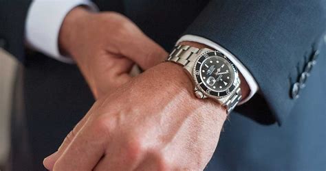 is it better to buy a new or used rolex|best rolex model for investment.